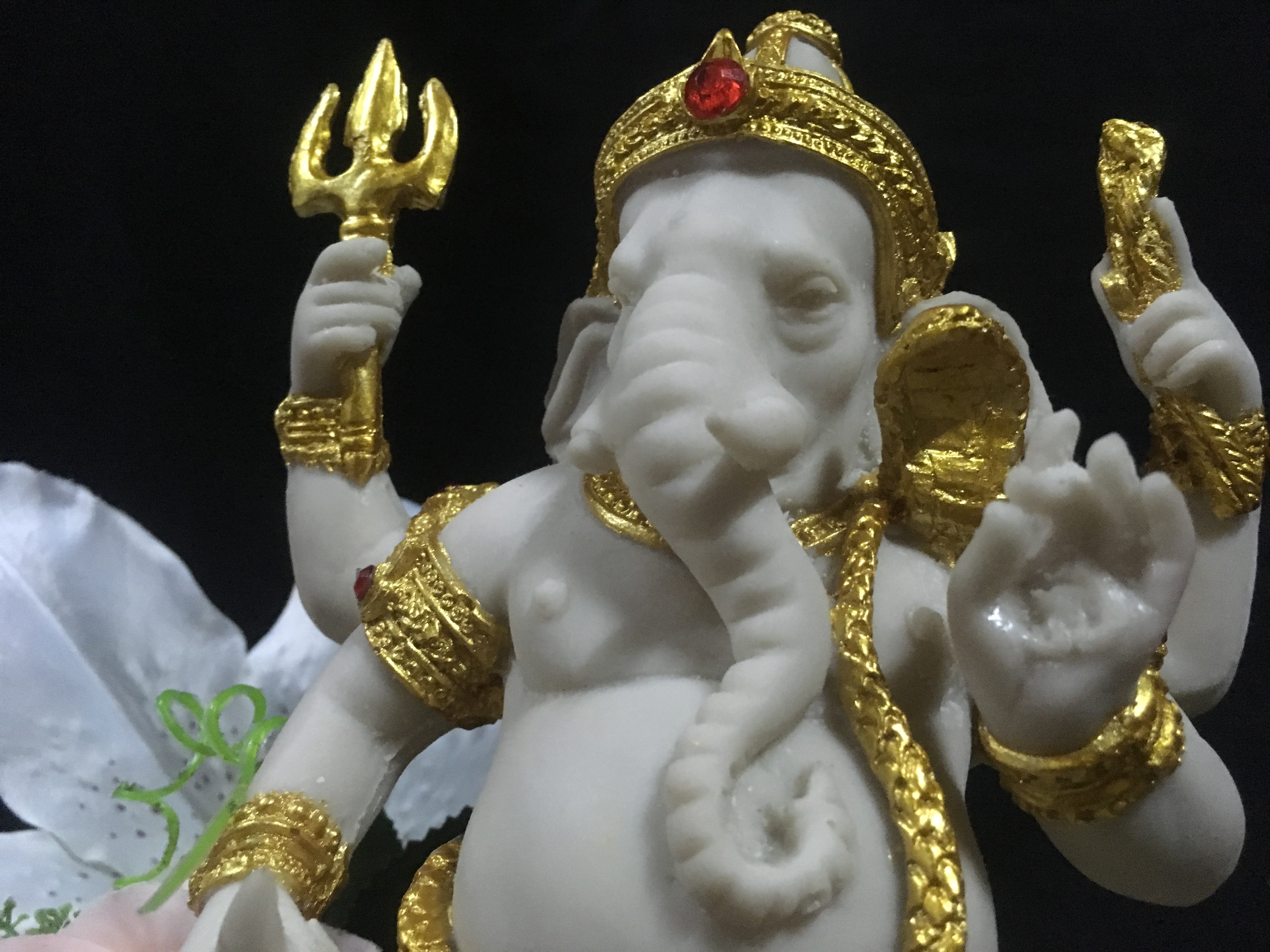 พระพิฆเนศ ปางเจริญโภคทรัพย์