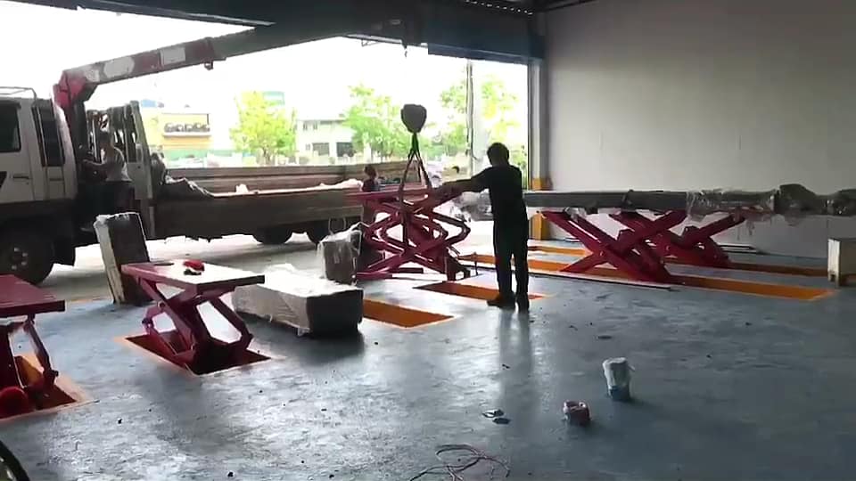 ลิฟท์ยกรถ ขากรรไกร แบบฝังหลุม