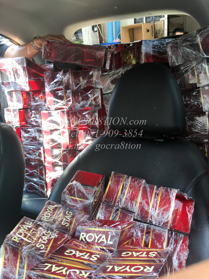 งาน อะคริลิค by GO CREATION