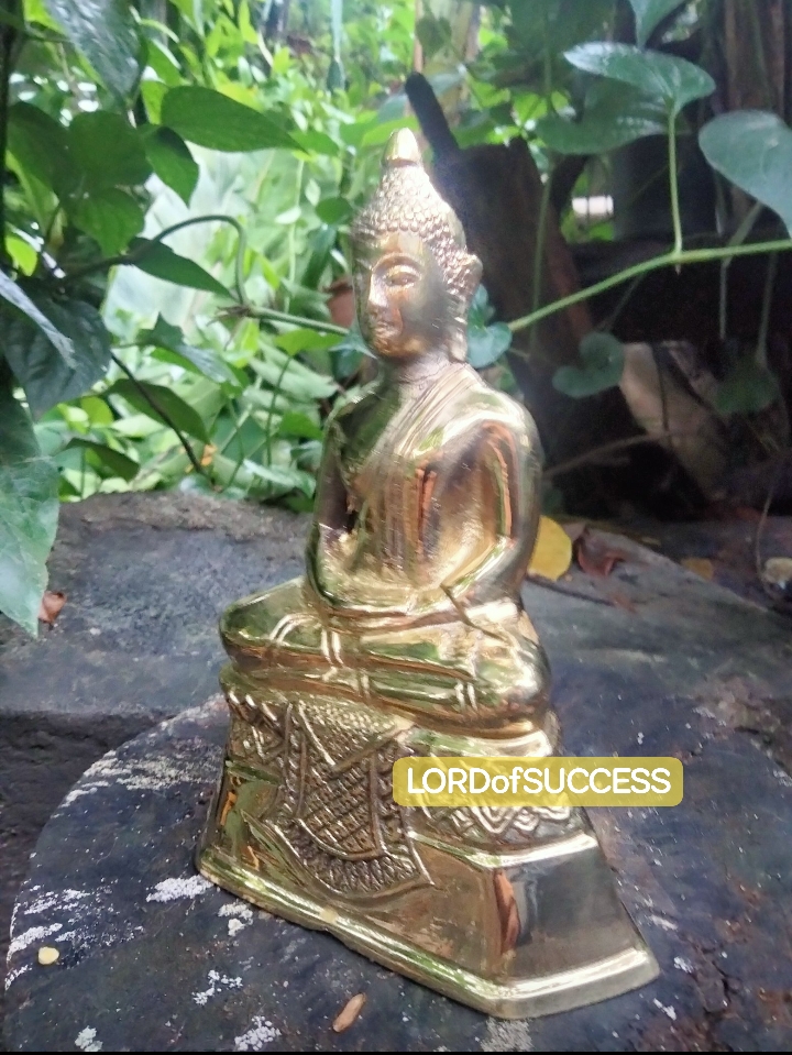 พระพุทธเจ้า เนื้อทองเหลือง ความหมายที่ดีที่ปฏิมากรแฝงความคิดไว้ในงานศิลป์