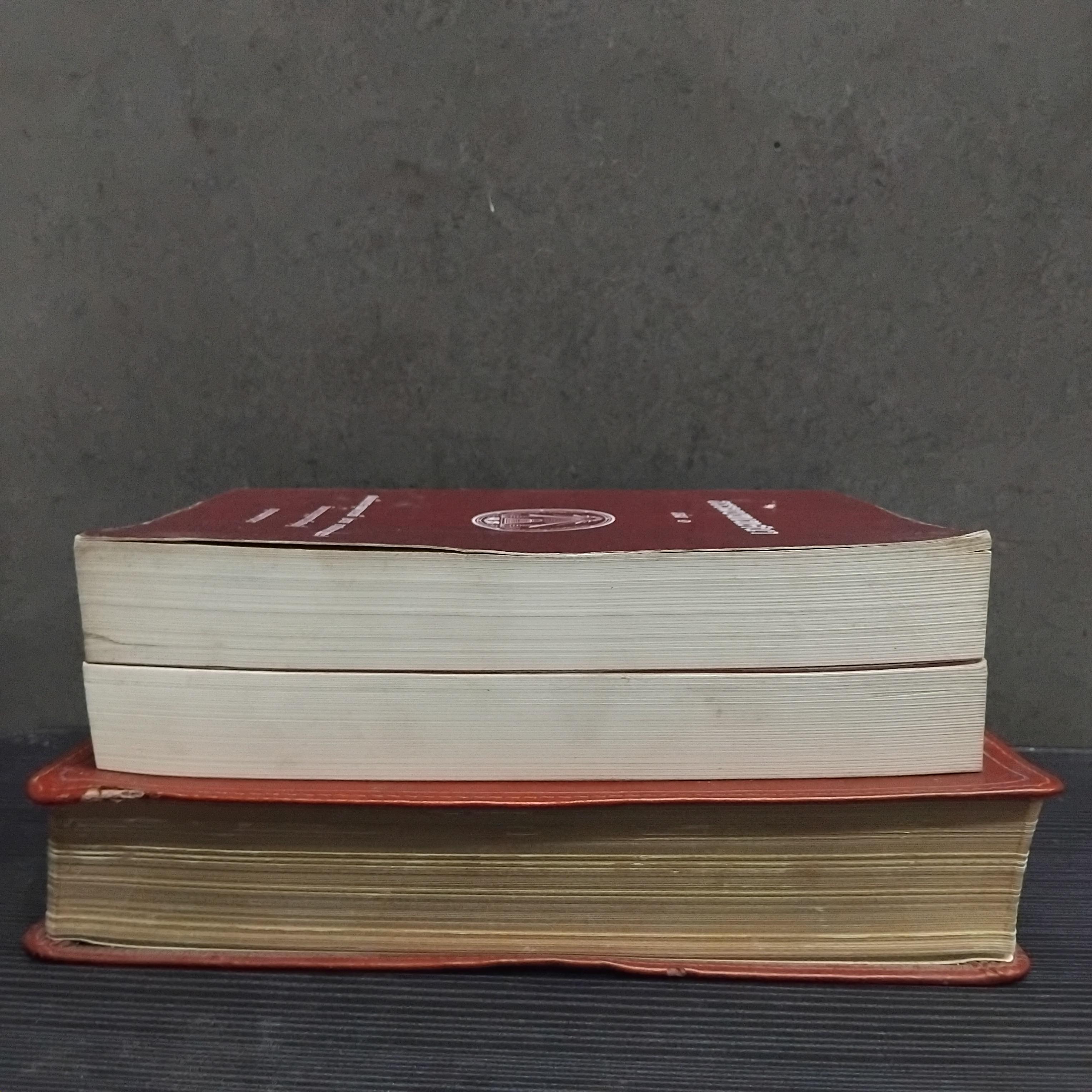 คัมภีร์วิสุทธิมรรค และ ธรรมบทเทศนา ของ สมเด็จพระพุฒาจารย์ (อาจ อาสภมหาเถระ) วัดมหาธาตุยุวราชรังสฤษฏิ์ หนังสือมือ1