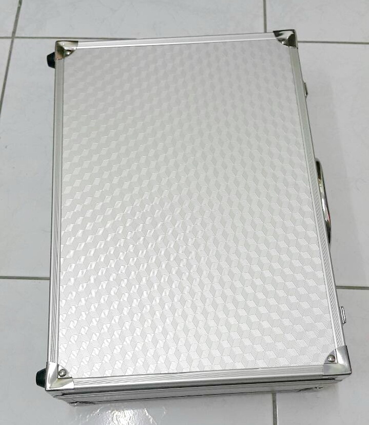 กล่องอลูมิเนียม 23x32x10