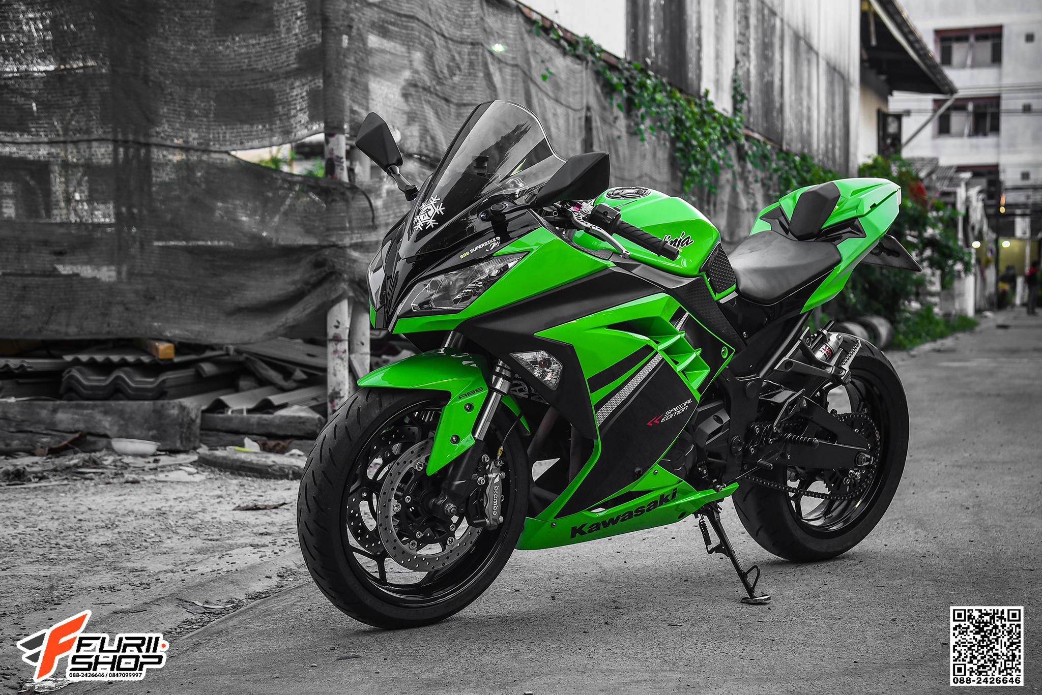 สายHEL KAWASAKI NINJA300 เดินทางเดิม หน้า-หลัง สายCARBON แดง หัวเบนโจสีเงิน