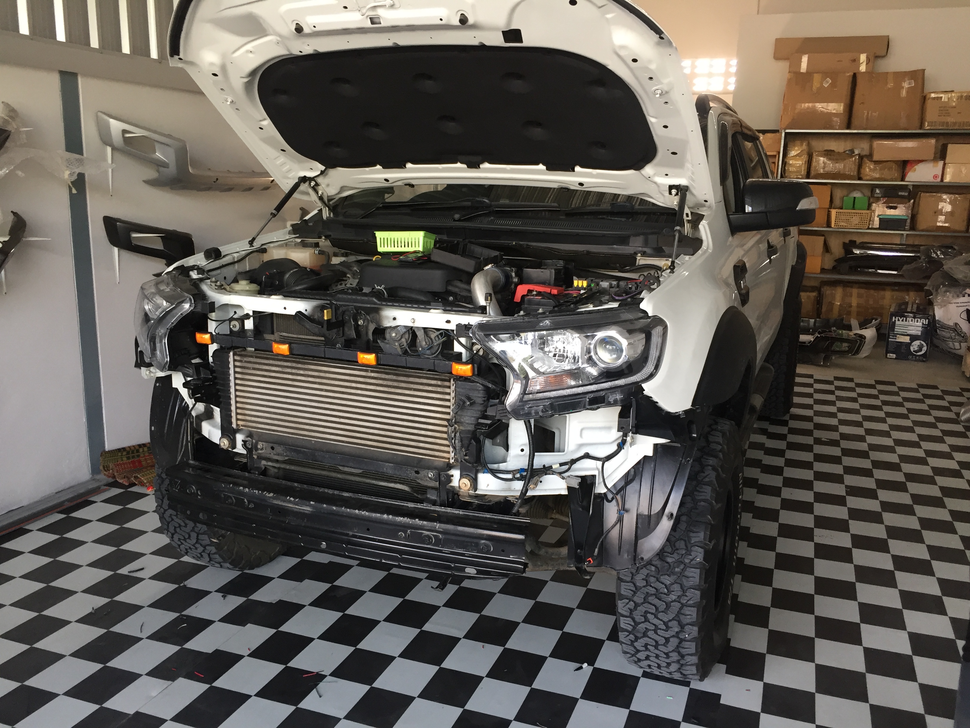อัพเกรด DRL Everest / Ranger