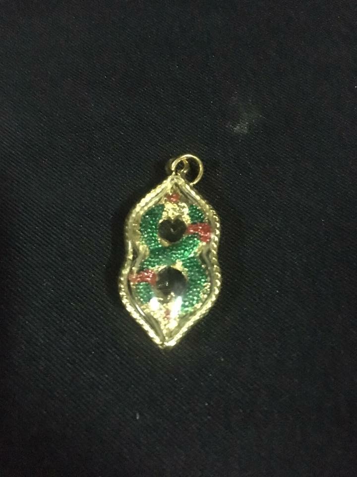 จี้พญานาคกินหางกรอบทอง