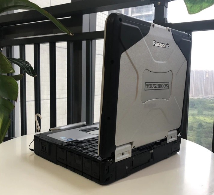 Panasonic CF-31 Core i5 SSD