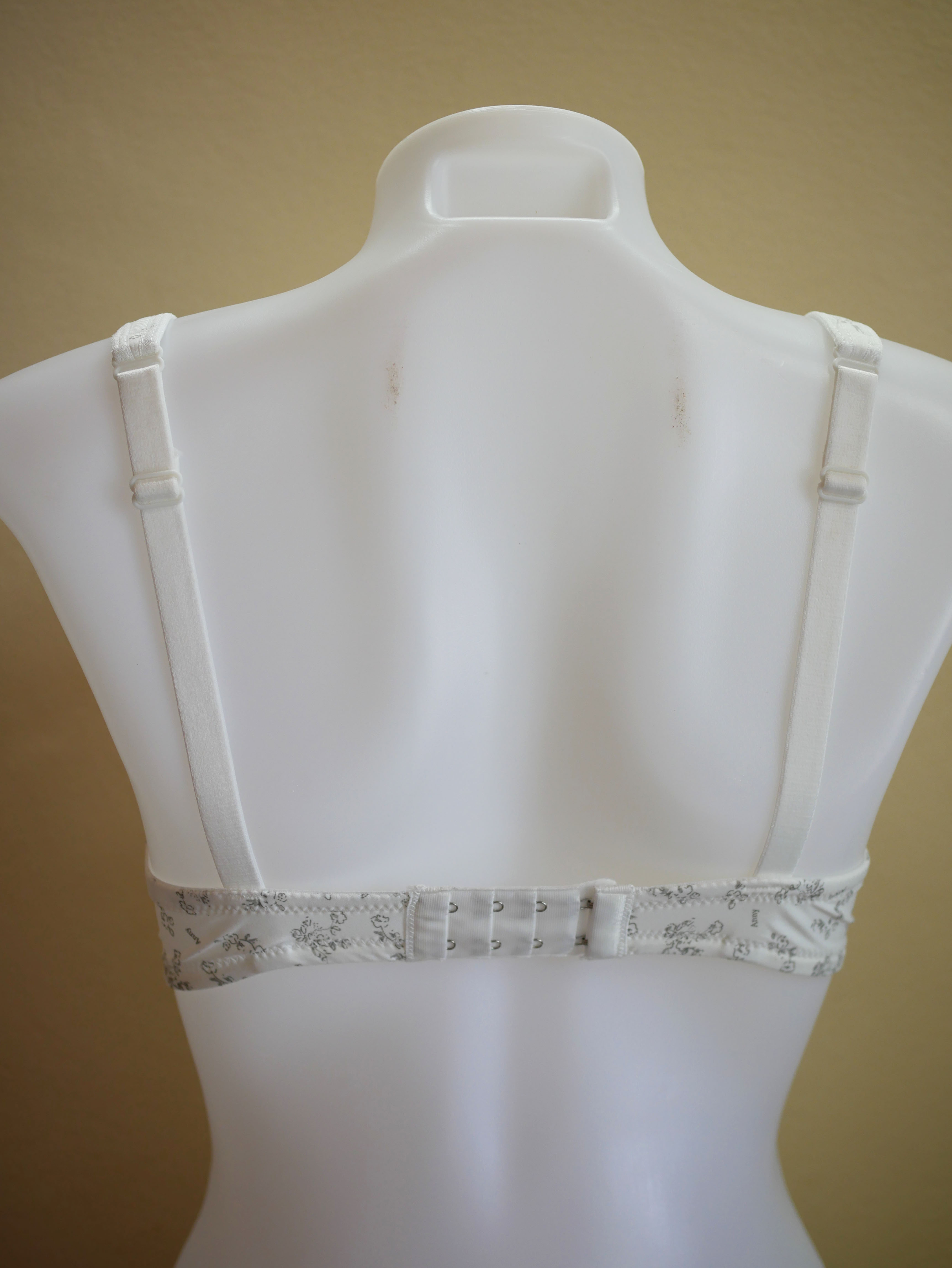 A530_[Size-42/95-สีขาว]_เสื้อชั้นในให้นม-มีโครง