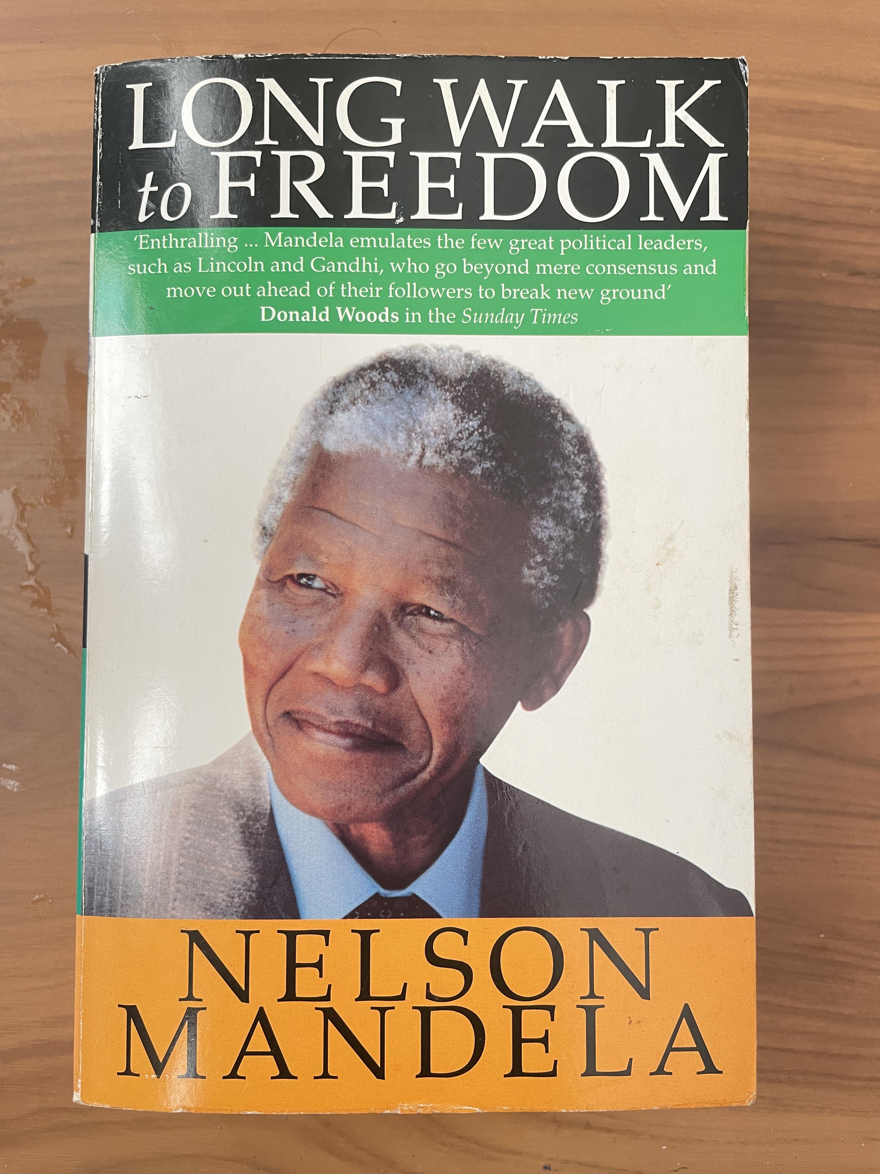 LONG WALK to FREEDOM. NELSON MANDELA 2,500 กรัม