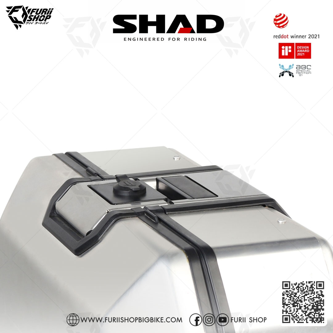 กล่องหลัง SHAD TR48 Silver ขนาด 48 ลิตร (สามารถเก็บหมวกกันน็อคได้ 1 ใบ)