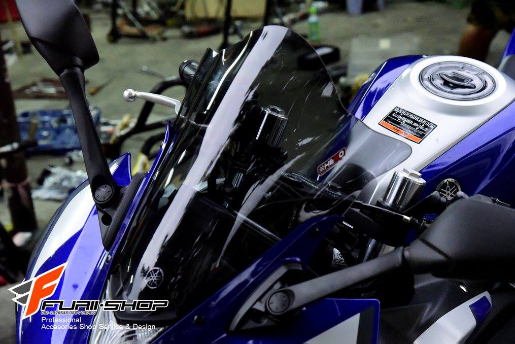 ชิวหน้า HERO SMOKE FOR YAMAHA R3