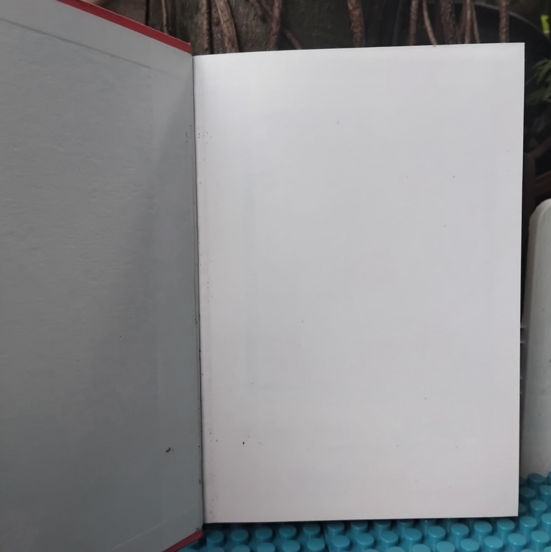 เรื่องราวของมหาบุรุษแห่งกบิลพัสดุ์ในรูปกาพย์ กลอน โคลง ฉันท์ 300 บาท รวมส่ง สะสม