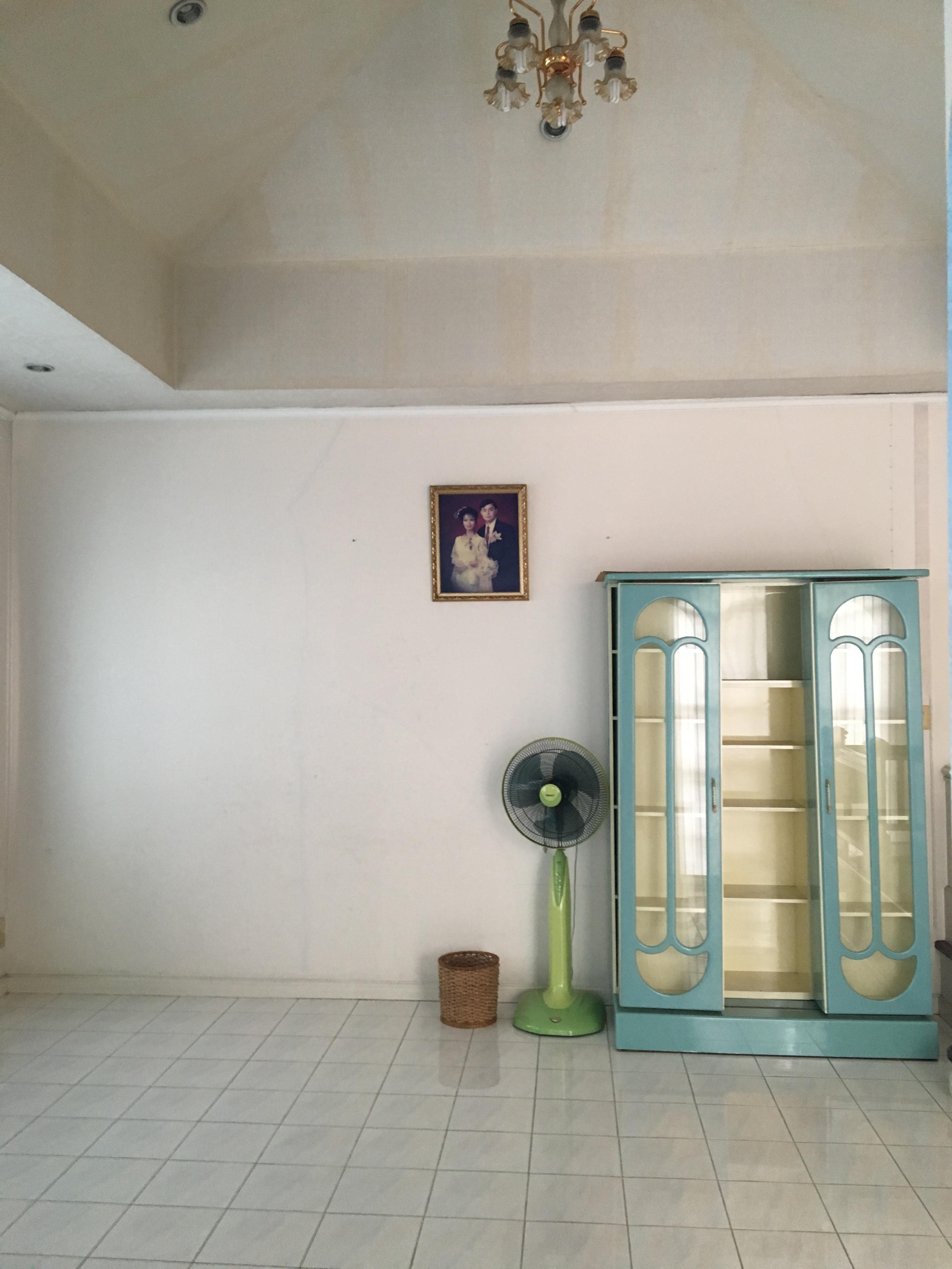 หมู่บ้าน นันทวัน-กาญจนาภิษก 79ตรว. 3นอน3น้ำ 1ห้องรับแขก 1ห้องโถง 1ห้องครัว ที่จอดรถ 2คัน โครงการติดถนนกาญจนภิเษก ระบบรักษาความปลอดภัย 24 ชม.