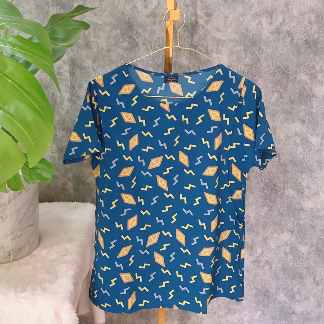 FS06_[Size-M-ฟ้าเข้ม*ลายหยักลายเหลี่ยม*]_เสื้อให้นมแหวกข้างรุ่นเบสิค