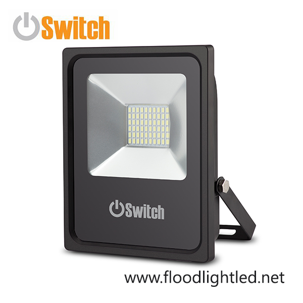 สปอร์ตไลท์ LED 30w รุ่น SMD ECO ยี่ห้อ Switch (แสงส้ม)