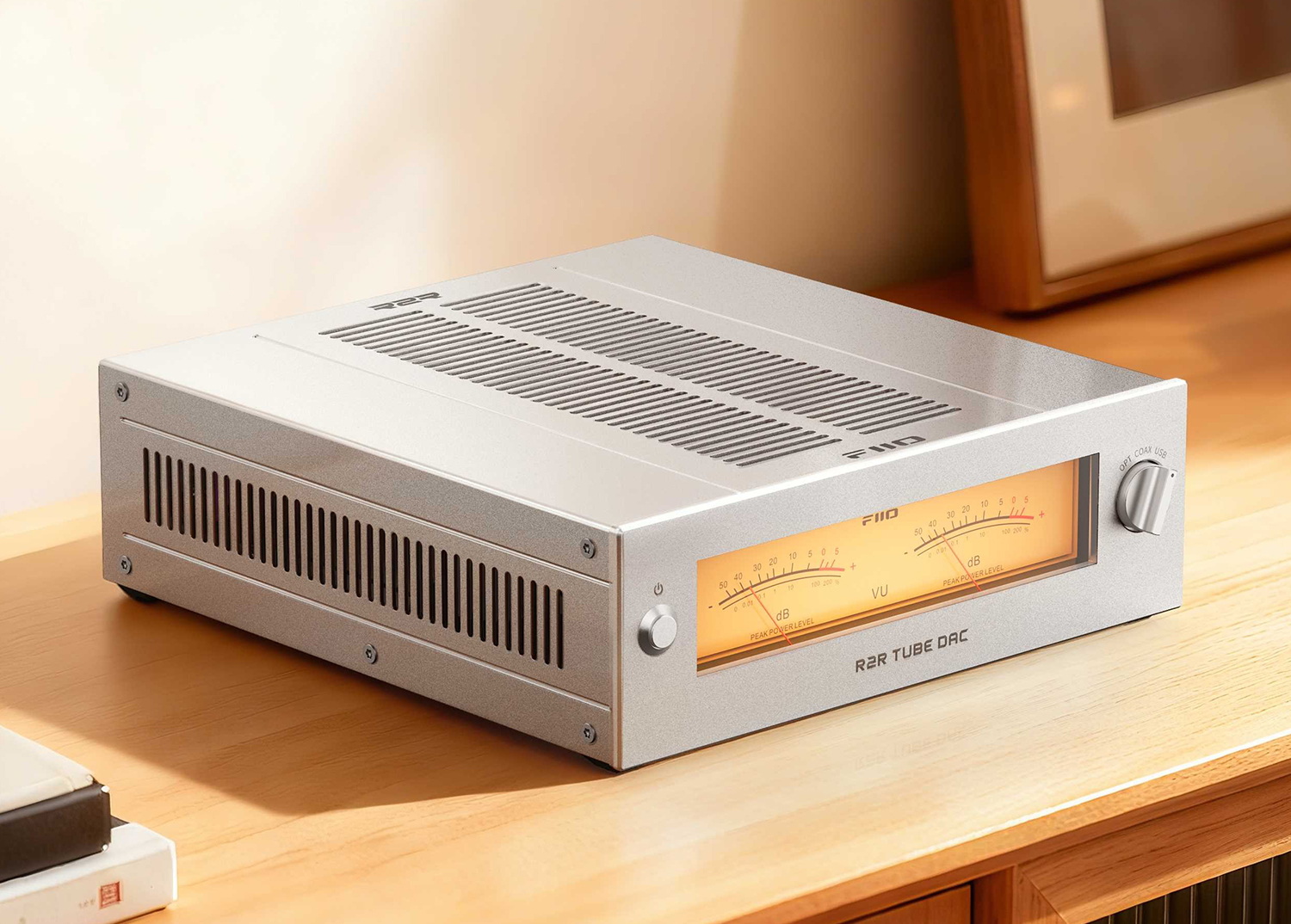 FiiO WARMER DAC/AMP แบบ R2R ที่มี Tube Buffer สำหรับระบบเสียง Hi‑Fi ประกันศูนย์ไทย
