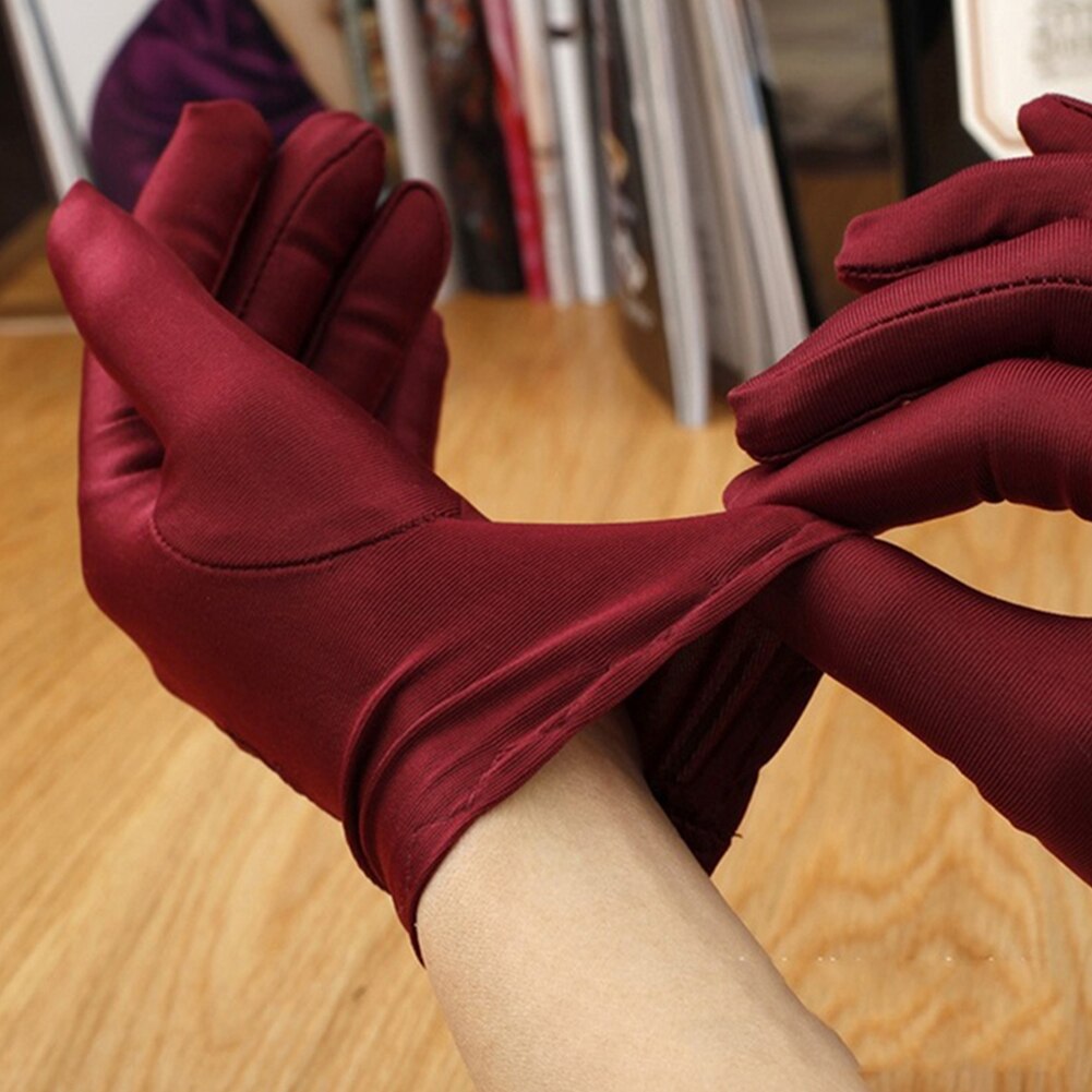 ถุงมือผ้าซาตินแบบสั้น ถุงมือออกงาน