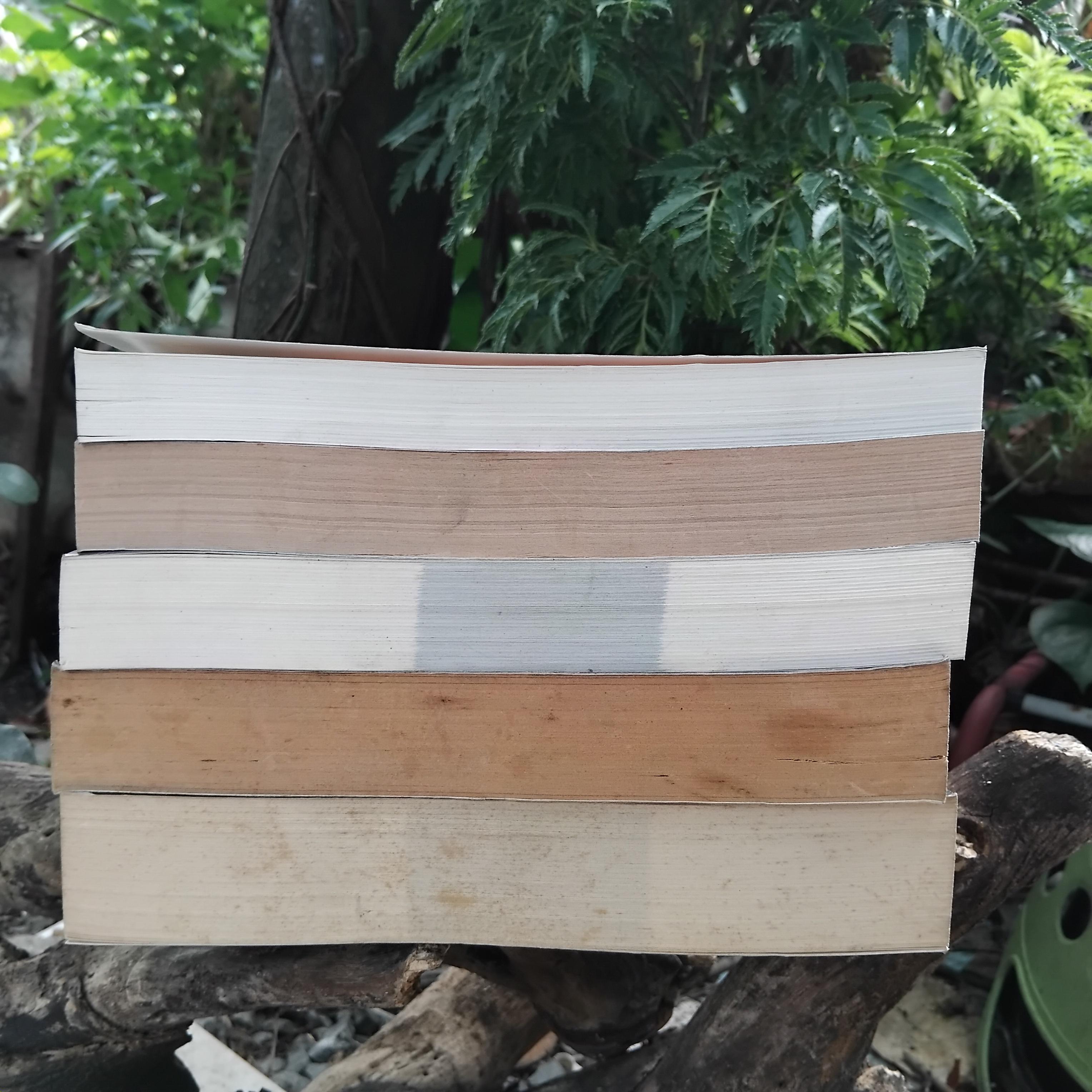 รวมนิยายแปลสะเทือนขวัญ เขย่าจิต สภาพสะสมทุกเล่มครับ