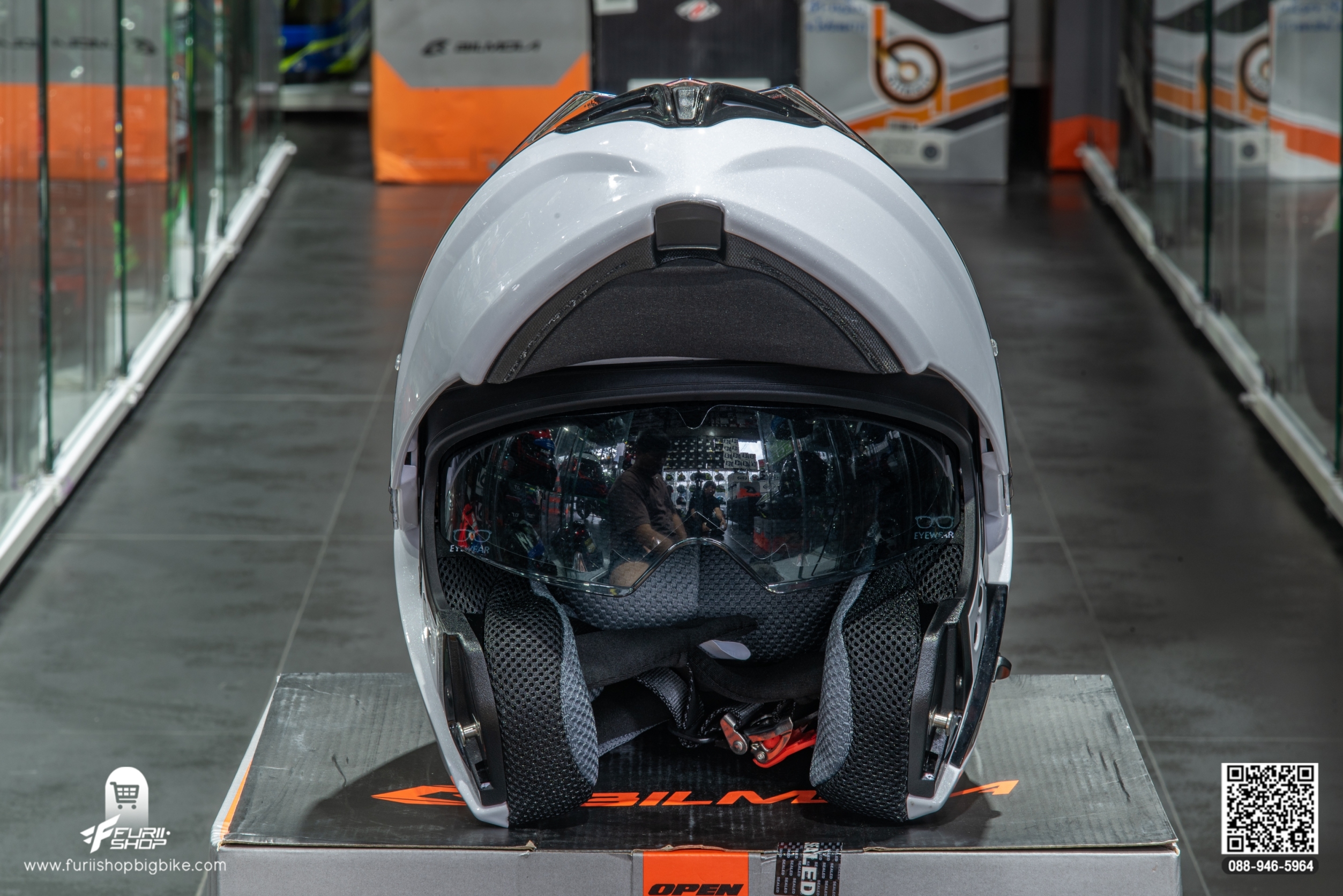 หมวกกันน็อค BIMOLA EXPLORER PLAIN WHITE (GLOSSY)