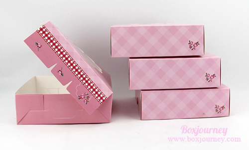 กล่องชิฟฟ่อน สีชมพูลายสก็อต