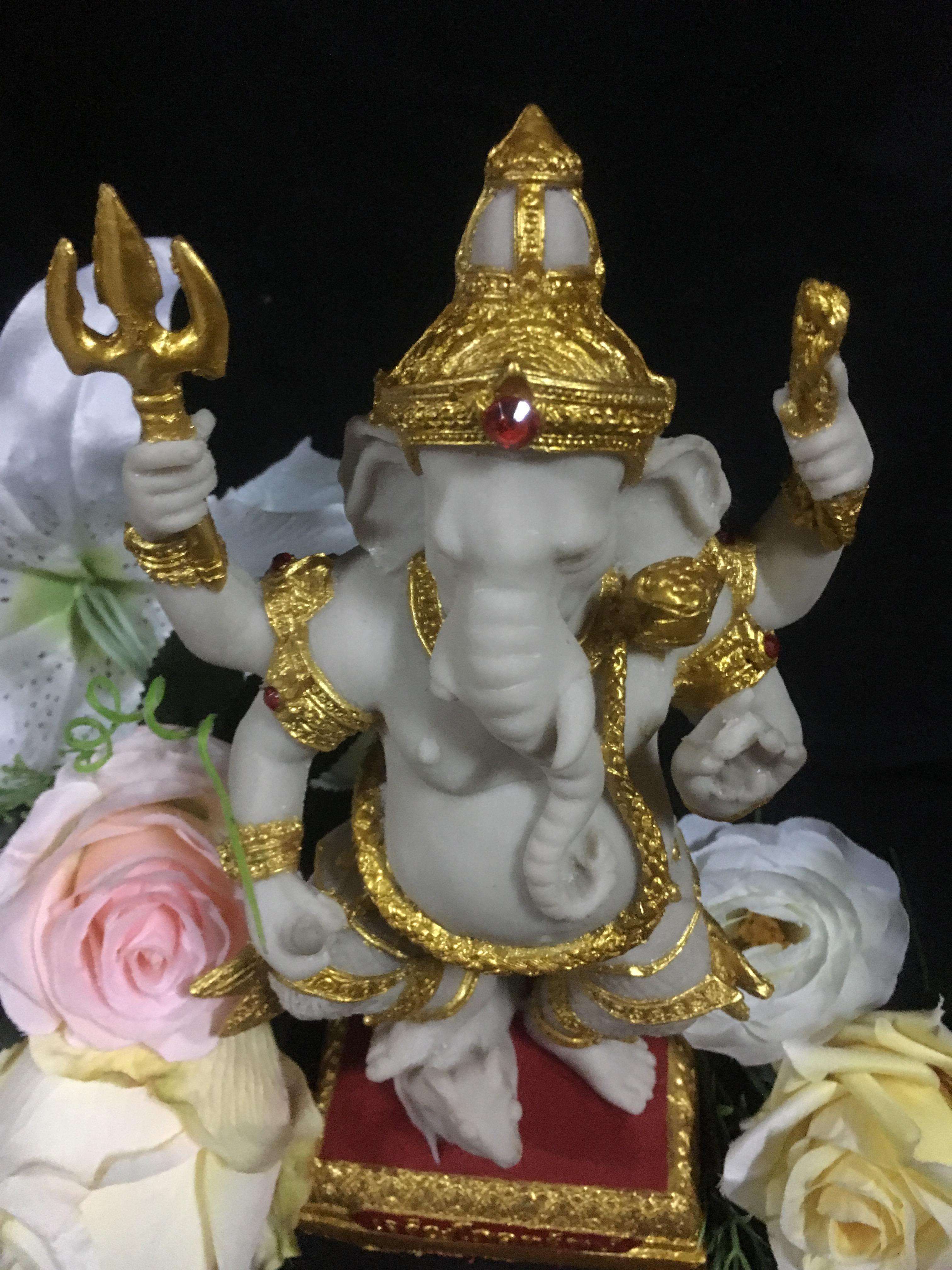 พระพิฆเนศ ปางเจริญโภคทรัพย์