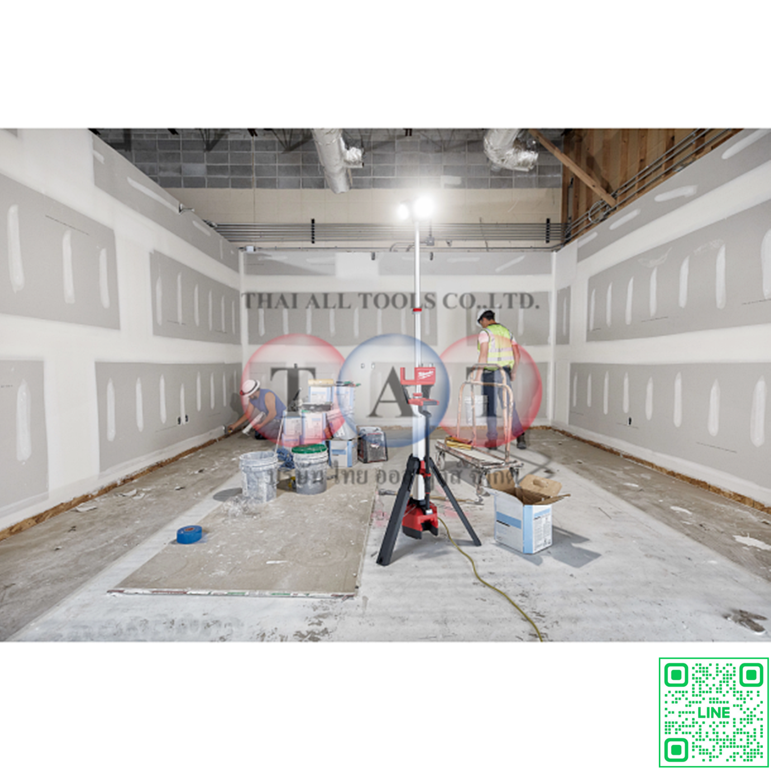 Milwaukee M18 HOSALC-0 ไฟตั้งพื้นที่ 6,000 ลูเมน หมุนหัวแนวนอนได้ 180° และแนวตั้ง 240°