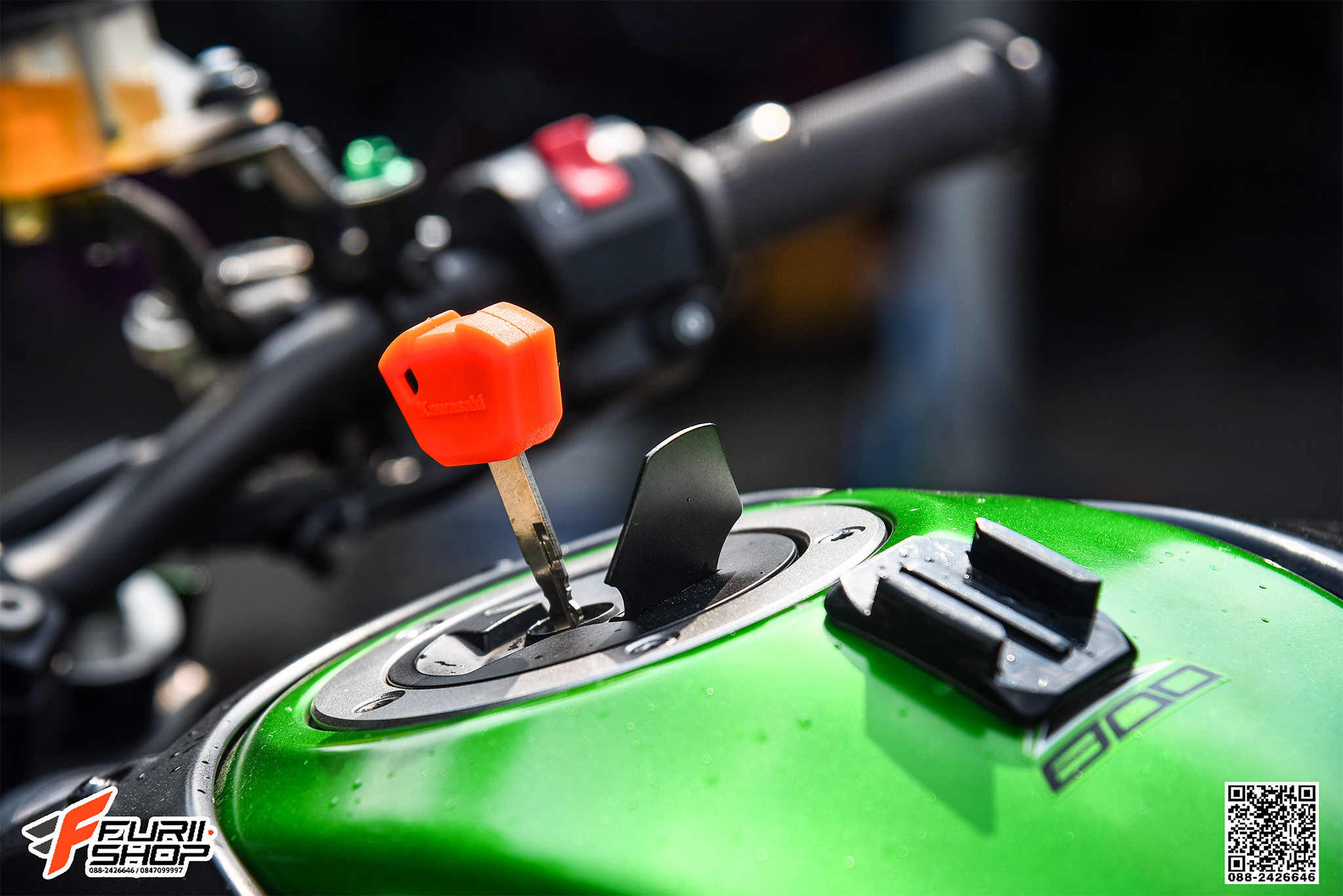 ซิลิโคนหุ้มกุญแจ KAWASAKI สีส้ม FOR Z800