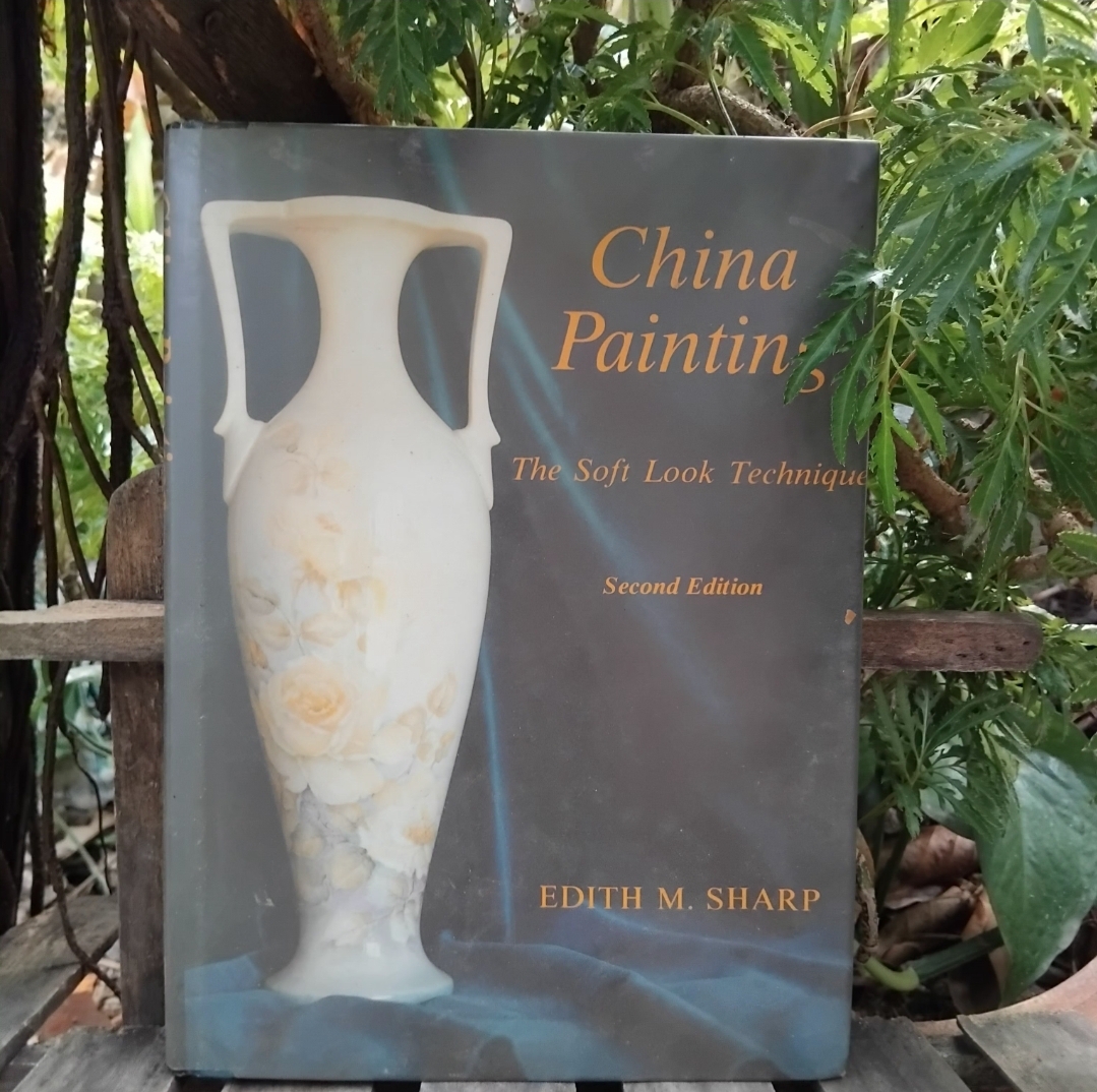 China Painting The soft Look Technique โดย EDITH M. SHARP หนังสือภาษาอังกฤษ