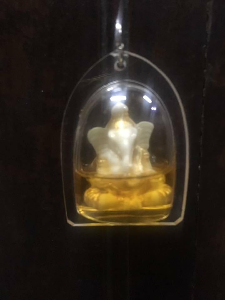 จี้พระพิฆเนศ ในน้ำมันจันทร์