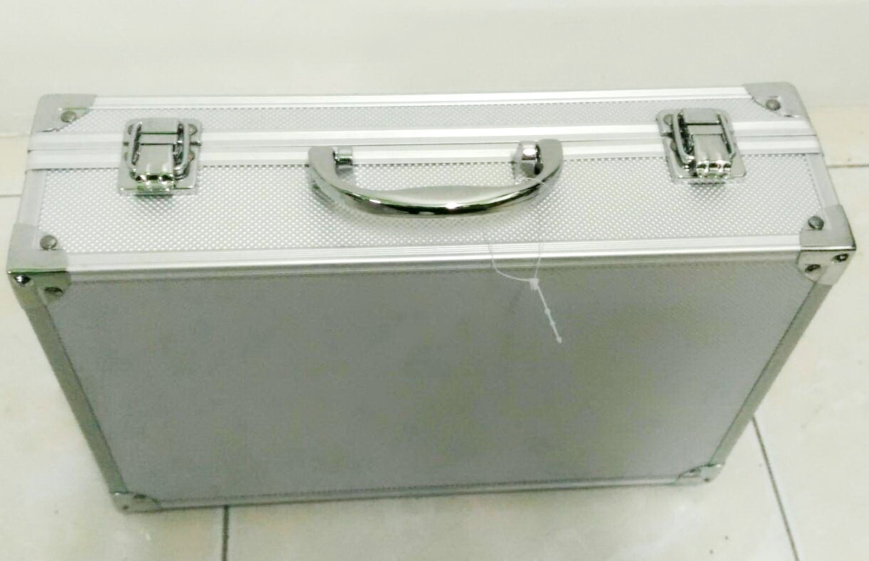 กล่องอลูมิเนียม 21x32x9
