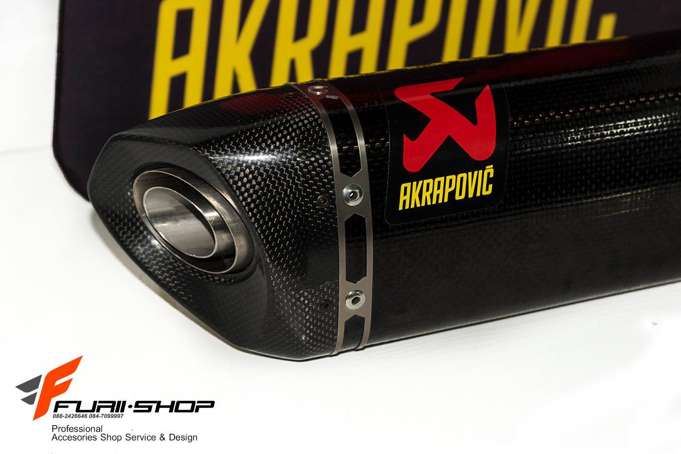 ท่อไอเสียมอเตอร์ไซค์ AKRAPOVIC CARBON SLIP-ON FOR YAMAHA R3