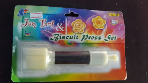 กดคุกกี้ดอกไม้