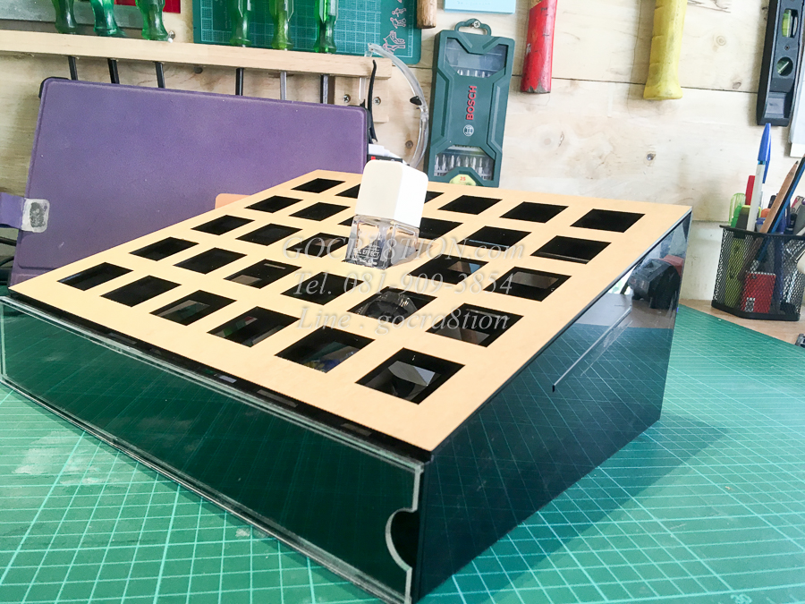 งาน อะคริลิค by GO CREATION