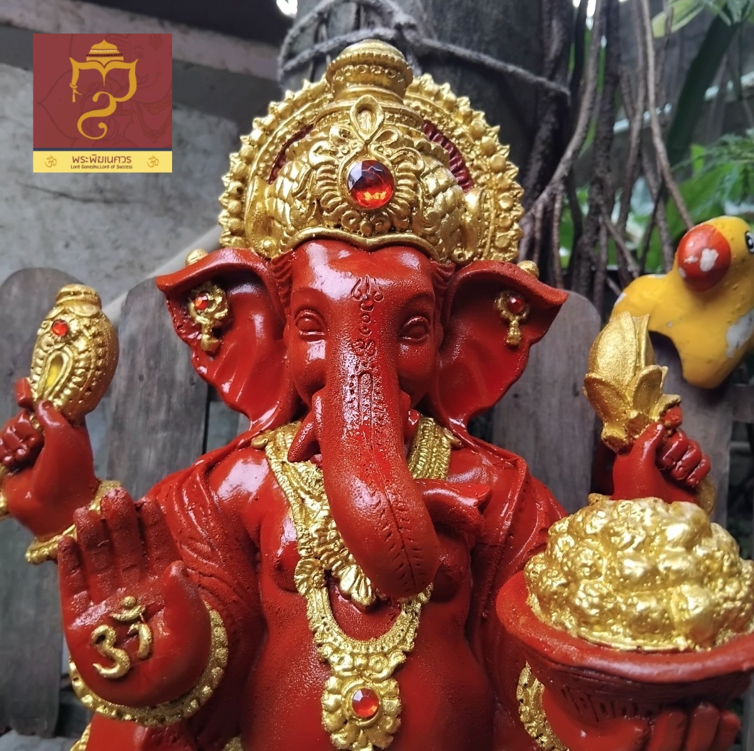 พระพิฆเนศ ปางรีนาโมจัน ปางปลดหนี้ปลดสิน อภิลาภแห่งความอุดมสมบูรณ์ วรกายสีแดงเข้ม