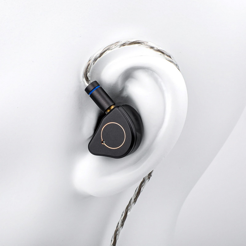 SIMGOT SuperMix4 หูฟัง IEMs 4 ไดรเวอร์ 1DD+1BA+1Planar+1PZT พร้อมสาย OFC ชุบเงิน ประกันศูนย์ไทย