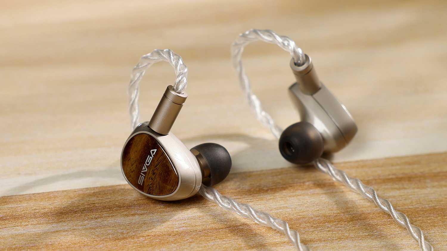 Sivga QueUTG หูฟัง IEMs ไดรเวอร์ Dynamic ไดอะแฟรมกระจกแบน ปลั๊กหูฟังถอดเปลี่ยนได้ ประกันศูนย์ไทย