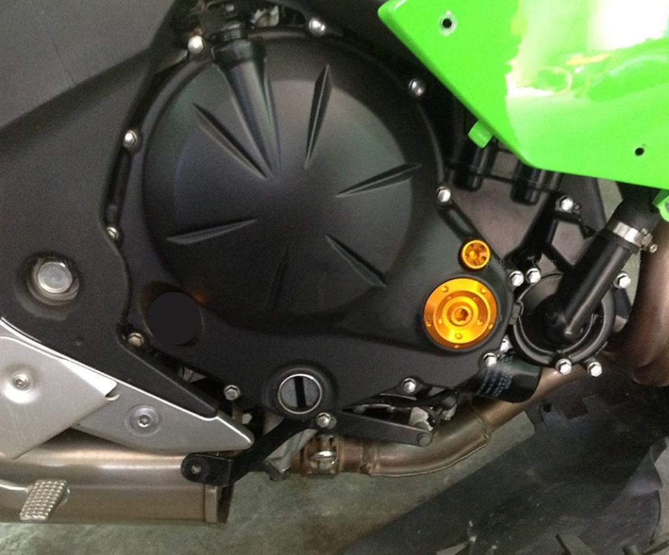 ชุดน็อตฝาข้างเครื่อง KAWASAKI ER-6N ,Z650 ,NINJA 650 ,VERSYS 650