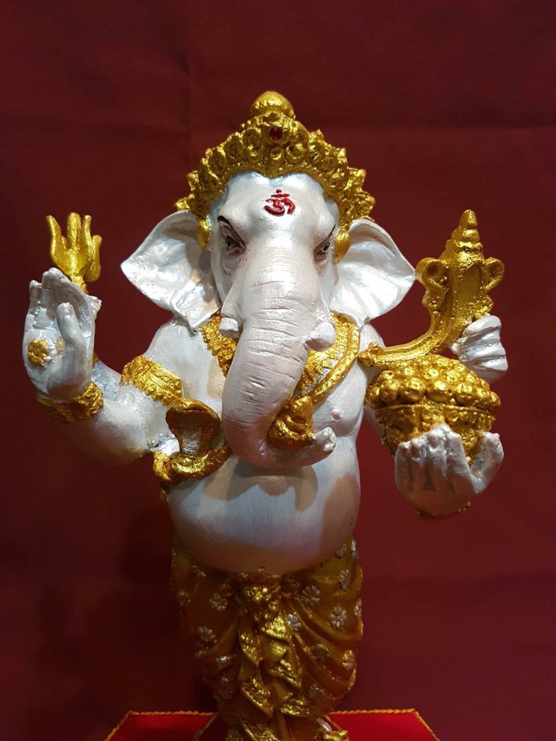 พระพิฆเนศ ปางร่ายรำ องค์สีขาวมุก