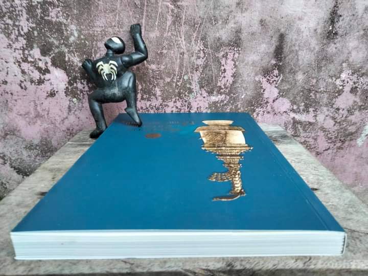 อันเนื่องมาจากประวัติศาสตร์และโบราณราชเพณี