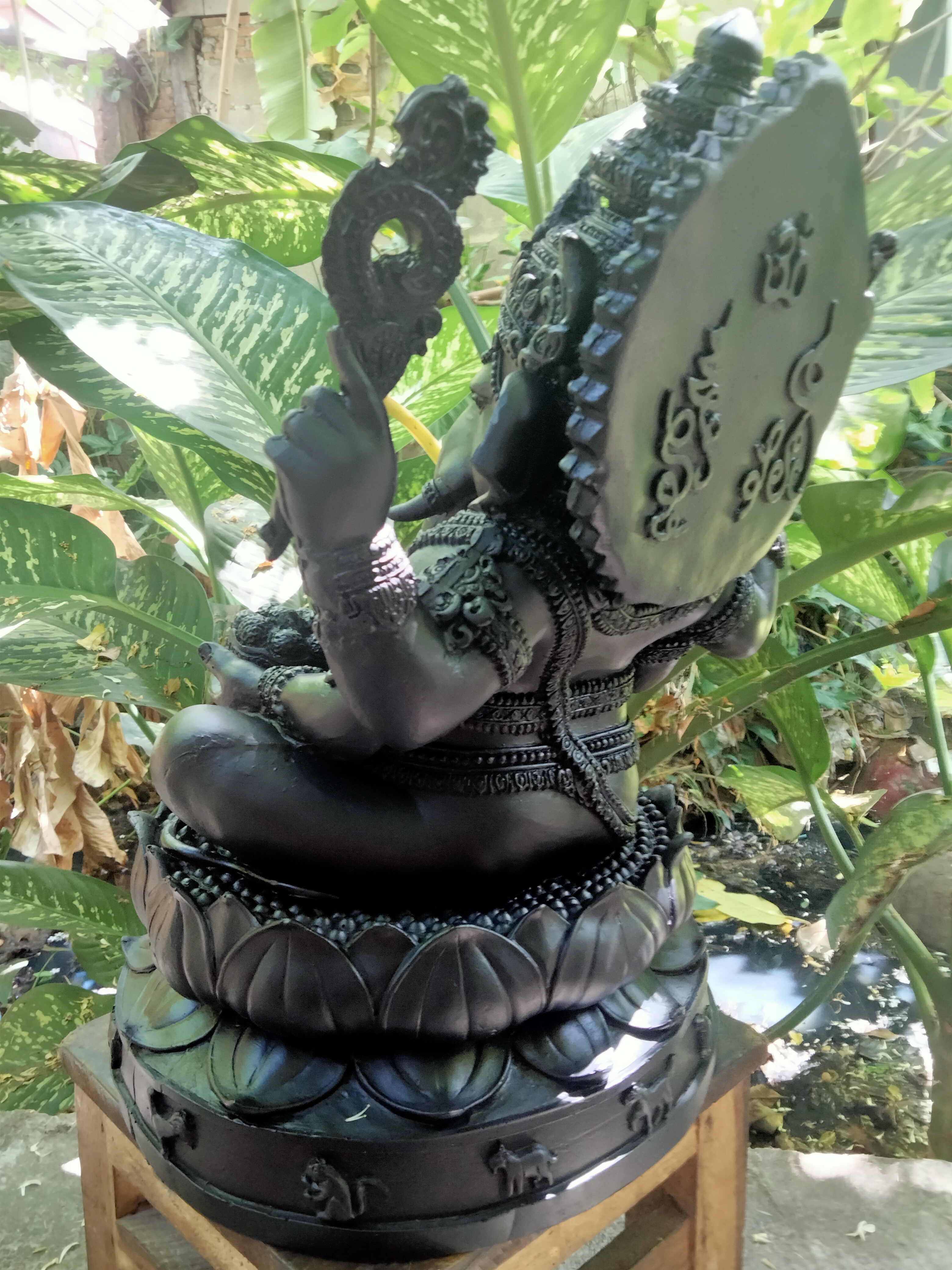 พระพิฆเนศองค์ดำ ราหู เหมาะสำหรับผู้เกิดวันพุธกลางคืนเป็นที่สุด....!!