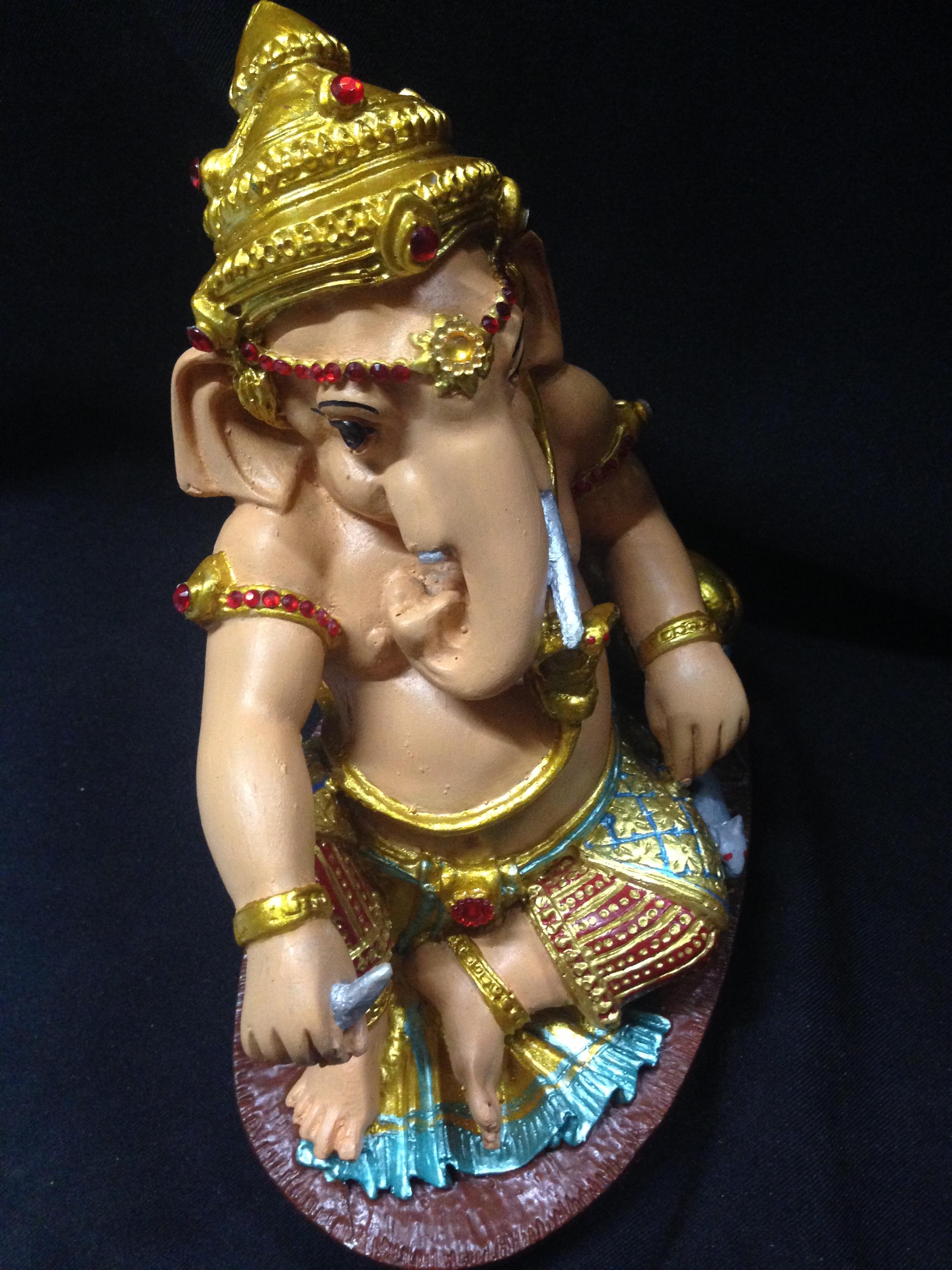 พระพิฆเนศปางเสวยสุข นอนเอกเขนก 2กร