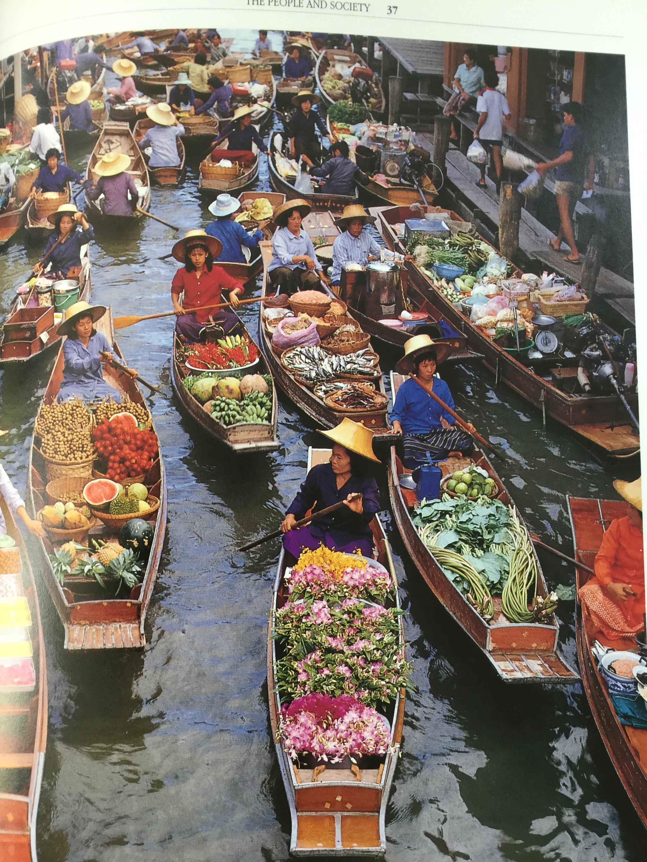 The PERSONALITY of THAILAND. ผู้จัดทำ Tourism Authority of Thailand 3,600 กรัม