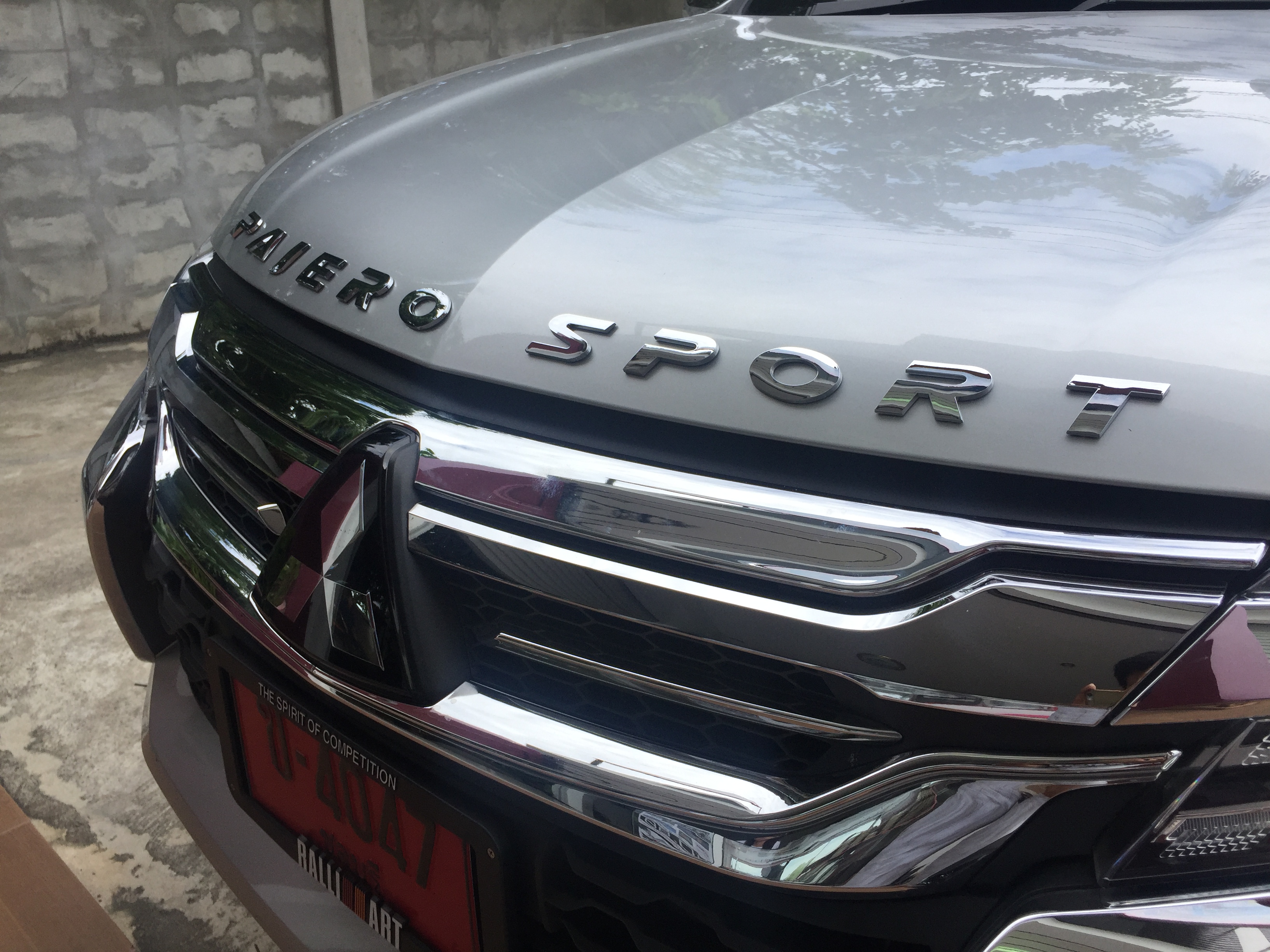 ตัวหนังสือ Pajero Sport สีโครเมียม Chrome