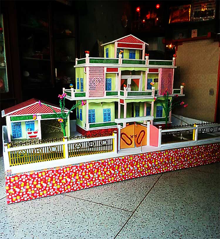 บ้านเดี่ยว พร้อมที่ดิน