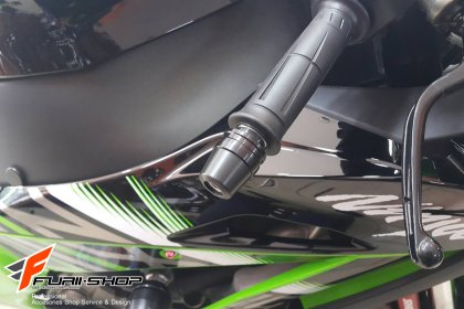 ตุ้มปลายแฮนด์ MOTH FOR KAWASAKI ZX10R