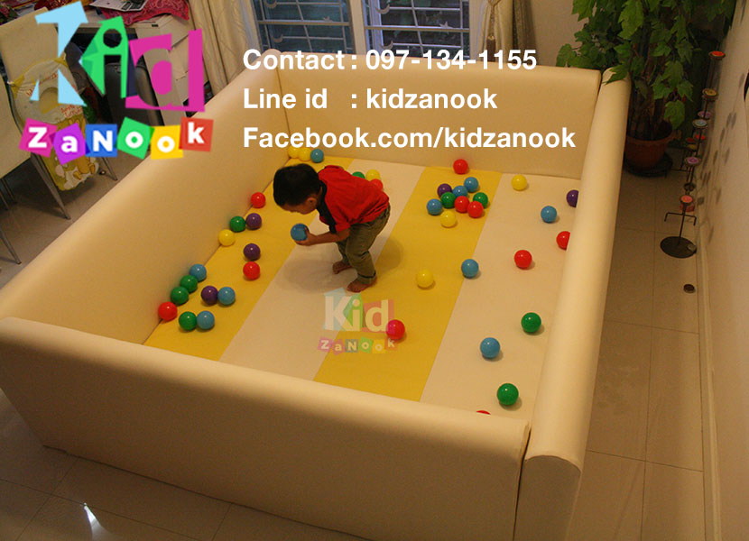 คอกกั้นเด็ก ไซส์ภายนอก 150x200 cm.