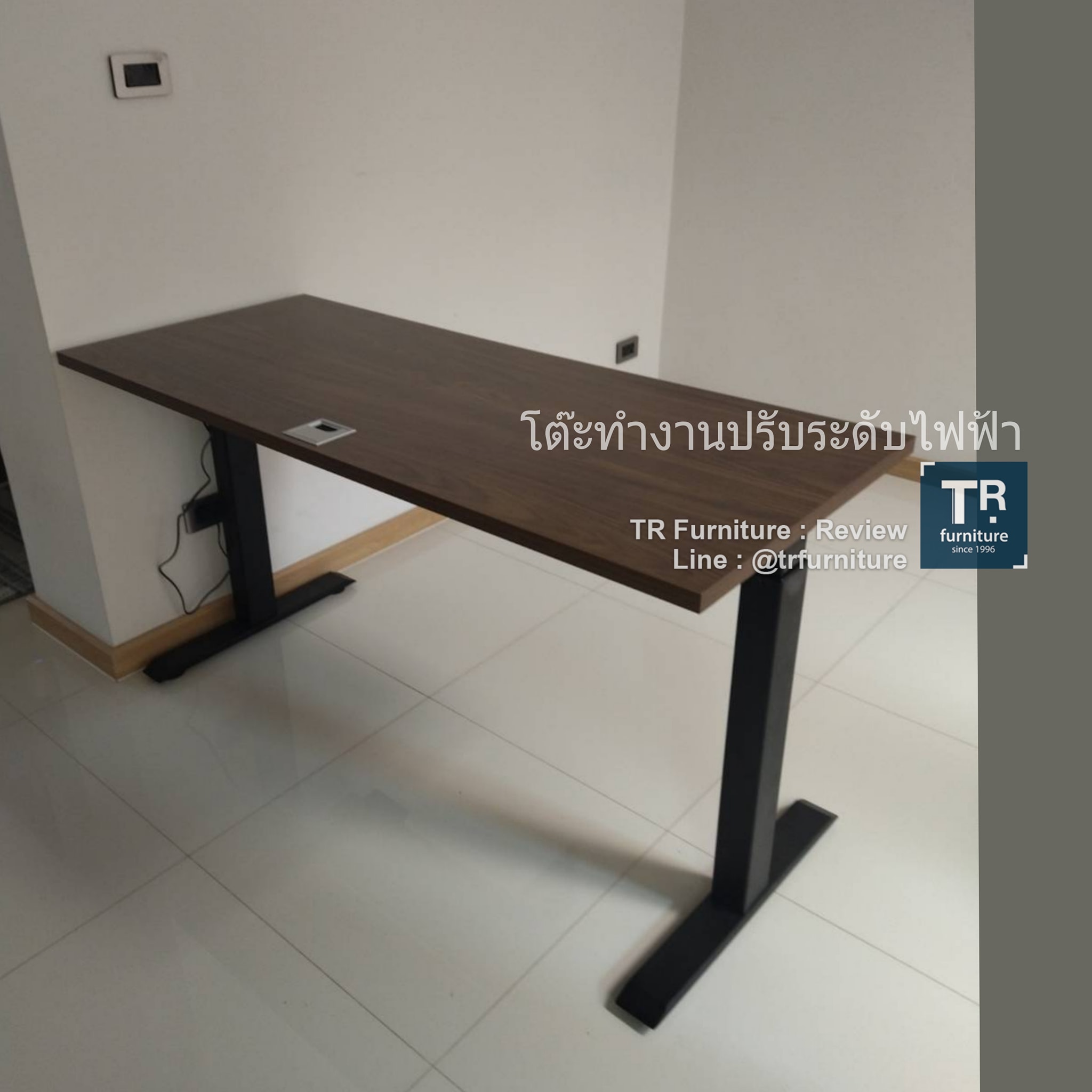 โต๊ะทำงาน ปรับระดับไฟฟ้า ขนาด 140 ซม.