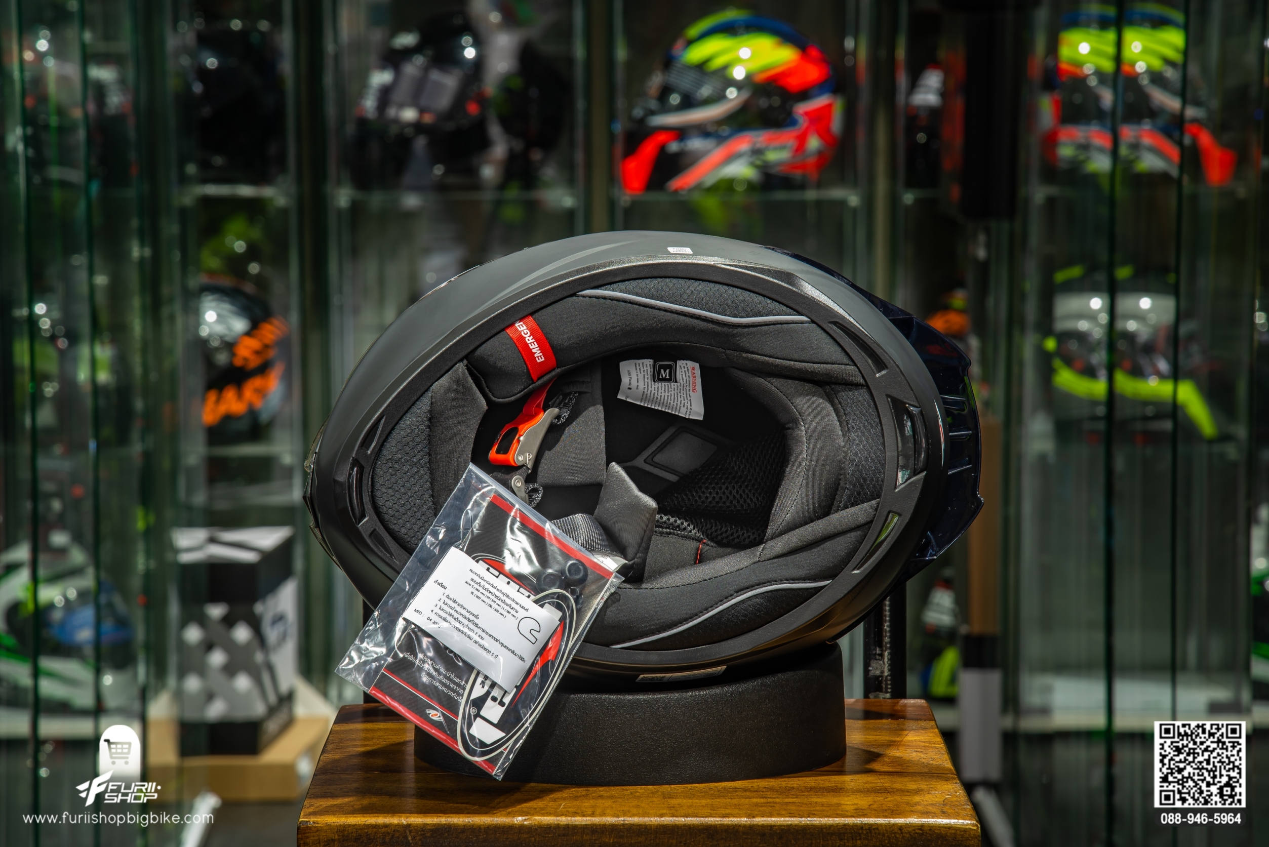 หมวกกันน็อค REAL RAPTOR STRATOS ดำด้าน