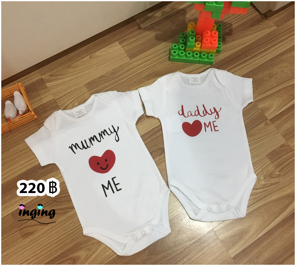BS002_[Size-6-9-สีขาวลายmumสีดำdadสีแดง]_ชุดเซ็ตบอดี้สูท-แพ๊ก2ตัว