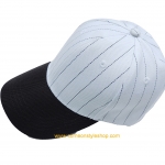 หมวกแก๊ปเบสบอล สีขาวปีกดำ Baseball Cap black and white