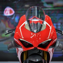 ดูคาติเปิดตัว Panigale V4 R พร้อม 2 รุ่นใหม่ในงาน Motor Show 2019